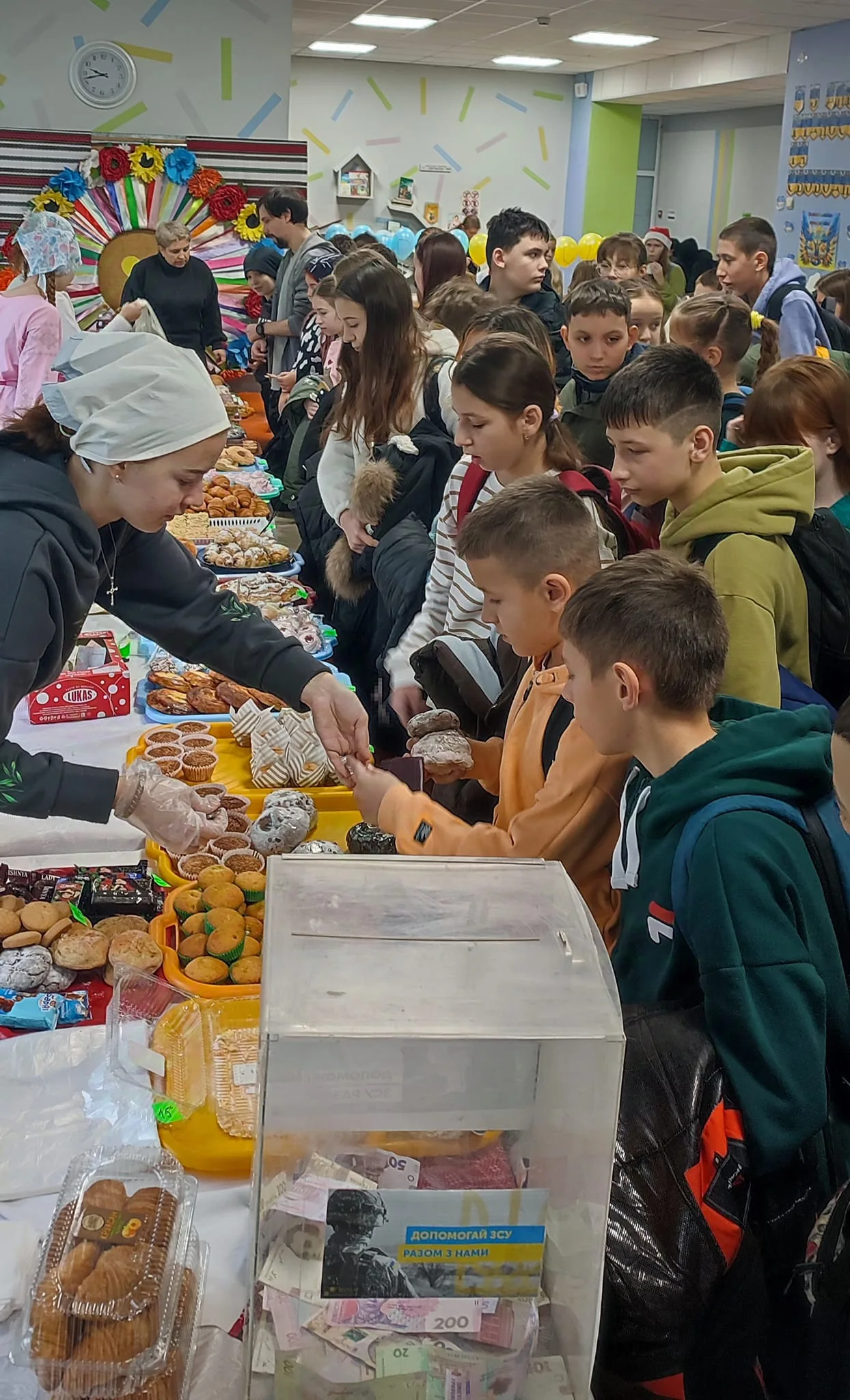 Благодійний ярмарок на підтримку Сил Оборони України